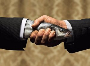 fish-handshake_0